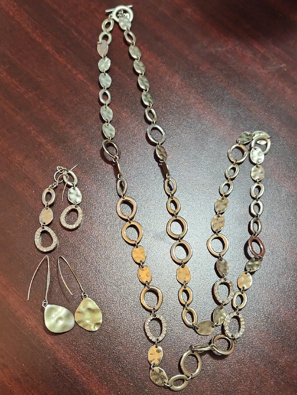 Gold-Tone Linked Circles Necklace and Earring Set